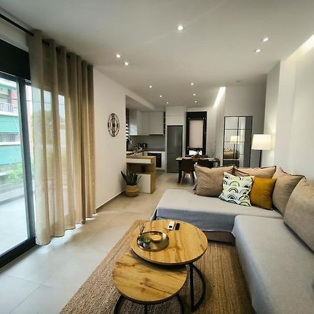 Floral Home 2 - 1St Floor Apt With Private Parking! Athen Eksteriør billede